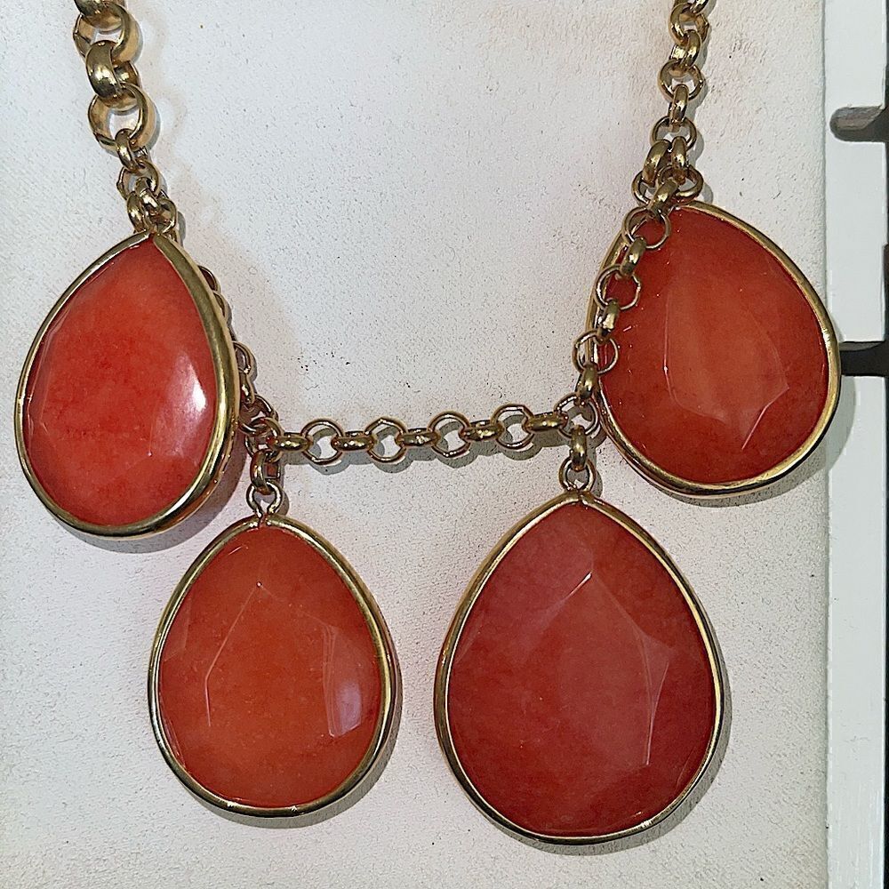 Fossil oranges gold tone necklace